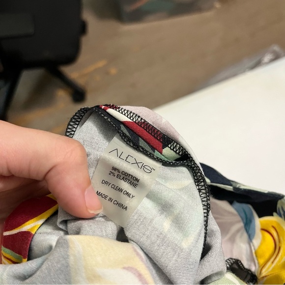 Alexis Calipso Black Kamilla Floral Print Mid Rise Cotton Flare Pants Small T1 - Picture 6 of 10